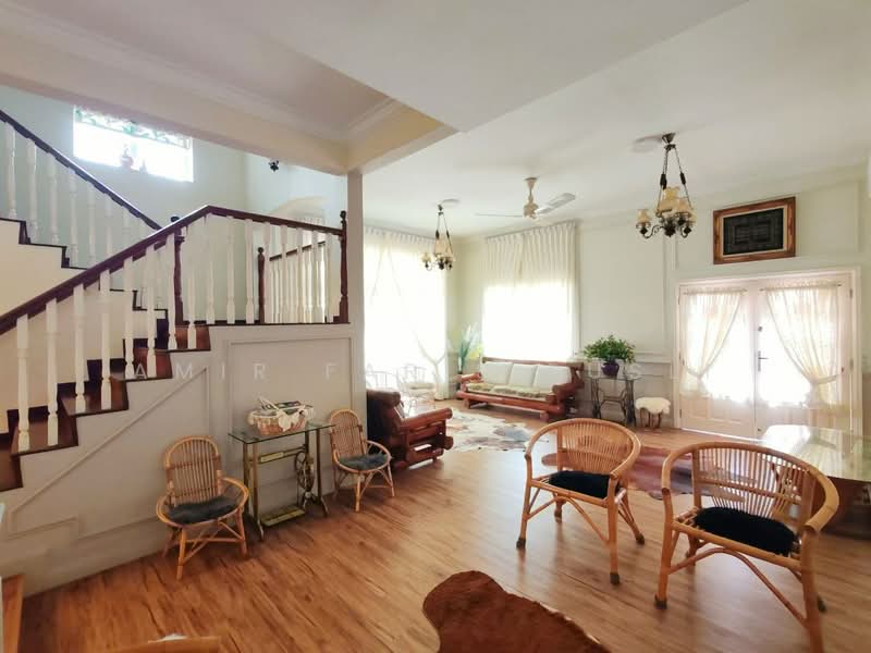 Link Bungalow for Sale in Bandar Putra (Kulai) - Amir Faris Rusli - Living Room - PropertyGuru.com.my