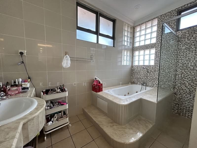 Bungalow House untuk Dijual di Kota Kemuning (Shah Alam) - Anjoe Tang - Bathroom - PropertyGuru.com.my