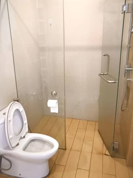 Camellia Serviced Suites untuk Untuk Disewa - RM 2,300 /bulan, Apr 2026 - Bathroom - PropertyGuru.com.my