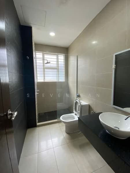 Bungalow for Rent in Bandar Puteri Puchong (Puchong) - Steven Tan - Bathroom - PropertyGuru.com.my