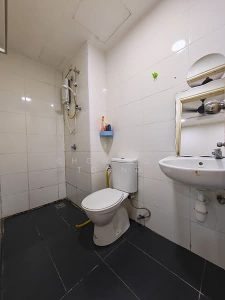 Vista Alam Serviced Apartment untuk Untuk Dijual - RM 328,000, Apr 2026 - Bathroom - PropertyGuru.com.my