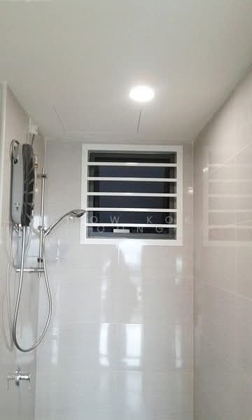 Servis Apartment untuk Dijual di Vista Alam Serviced Apartment - Chow Kok Toong - Bathroom - PropertyGuru.com.my
