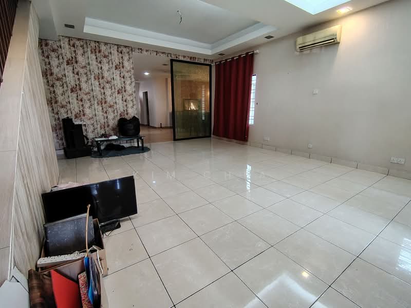 2-storey Terraced House for Sale in Rawang Perdana (Rawang) - Kim Chia - Living Room - PropertyGuru.com.my