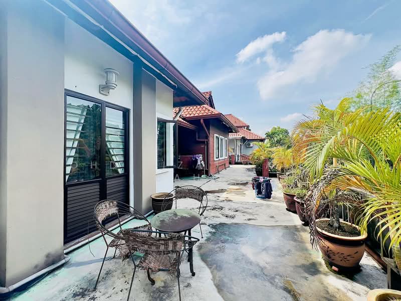 Semi-Detached House for Sale in Cheras (Kuala Lumpur) - Mohd Aizat Saiful Bahri - Exterior - PropertyGuru.com.my
