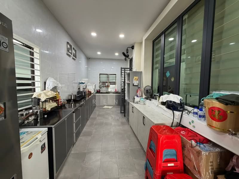 Semi-Detached House for Sale in Bandar Kinrara (Selangor) - Darren Khoo - Kitchen - PropertyGuru.com.my