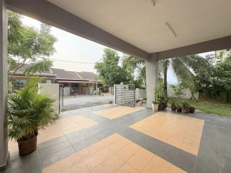 Semi-Detached House for Sale in Taman Nusa Intan (Senawang) - Hassan Basri Suhaimi - Exterior - PropertyGuru.com.my
