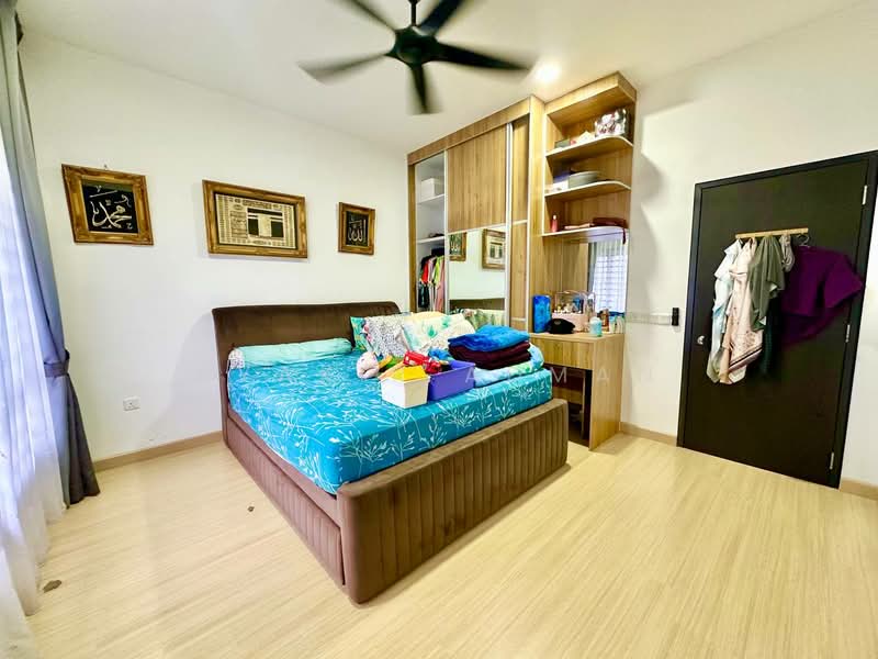 Bandar Bukit Raja : Ayra 2 untuk Untuk Dijual - RM 700,000, Apr 2026 - Bedroom - PropertyGuru.com.my