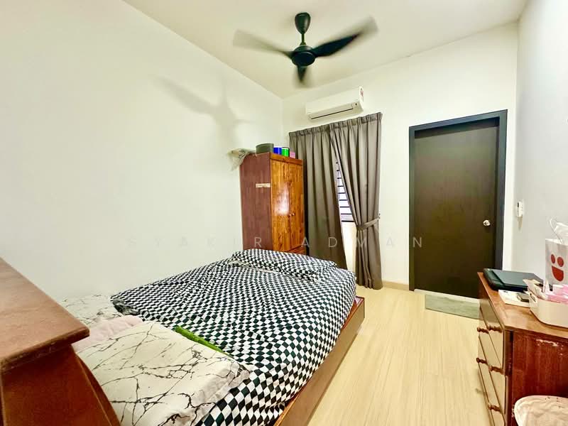 Bandar Bukit Raja : Ayra 2 untuk Untuk Dijual - RM 700,000, Apr 2026 - PropertyGuru.com.my