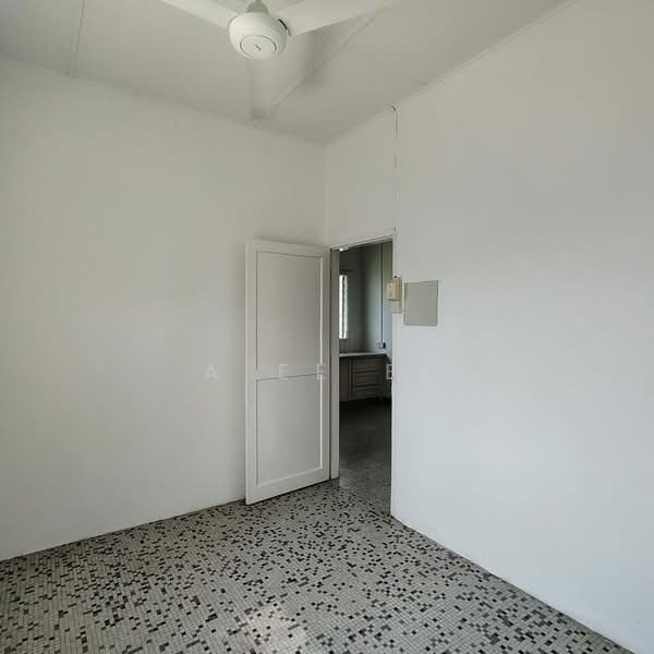 Semi-Detached House for Sale in Island Park (Jelutong) - A Ee Ee - Interior - PropertyGuru.com.my