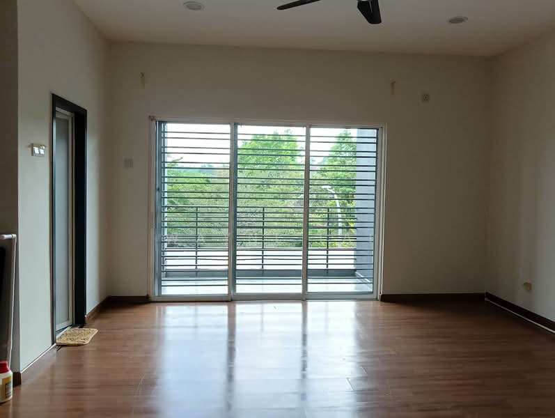 3-storey Terraced House for Rent in Balakong (Selangor) - Wayne Lai - Living Room - PropertyGuru.com.my
