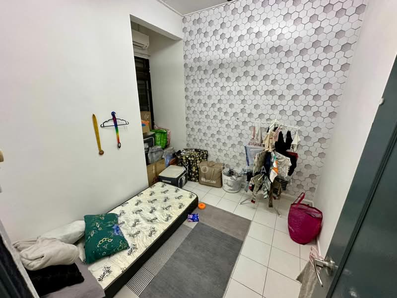 Taman Pulai Jaya untuk Untuk Dijual - RM 450,000, Apr 2026 - Bedroom - PropertyGuru.com.my