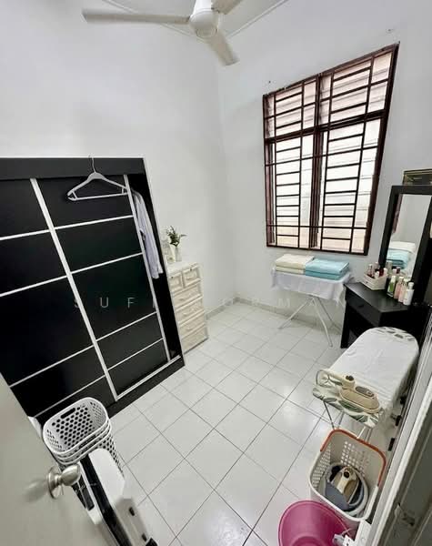 Taman Pulai Jaya untuk Untuk Dijual - RM 450,000, Apr 2026 - Bedroom - PropertyGuru.com.my