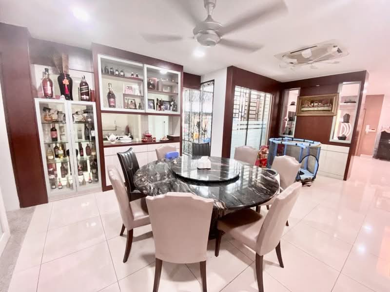 Taman Sutera Utama untuk Untuk Dijual - RM 2,050,000, Apr 2026 - Dining Room - PropertyGuru.com.my
