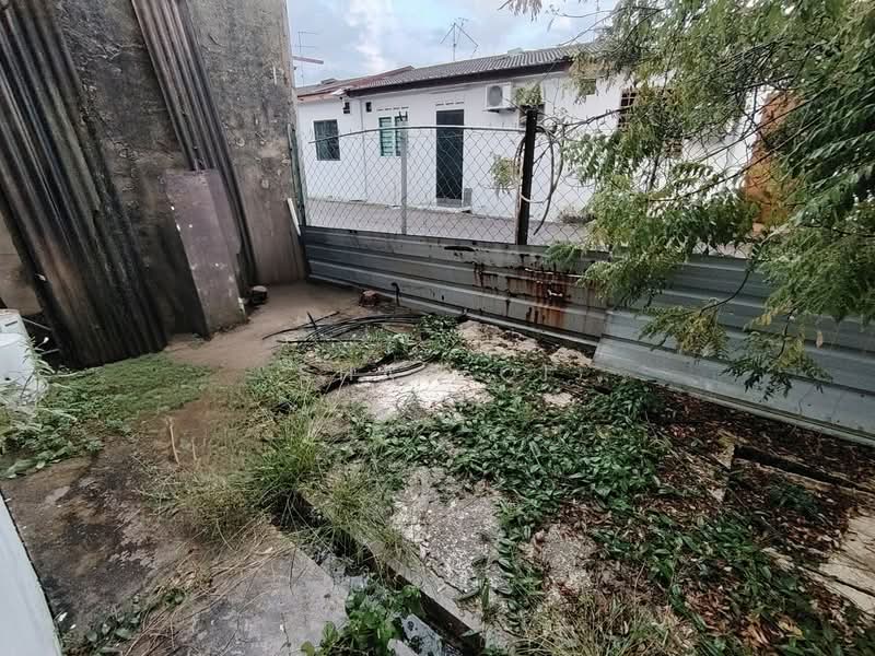 1-storey Terraced House for Sale in Pekan Nanas (Johor) - Shao Qi - Exterior - PropertyGuru.com.my