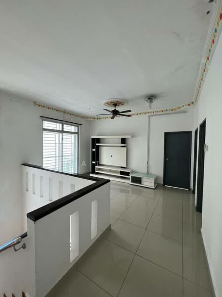 Taman Mutiara Rini untuk Untuk Dijual - RM 1,150,000, Apr 2026 - Living Room - PropertyGuru.com.my