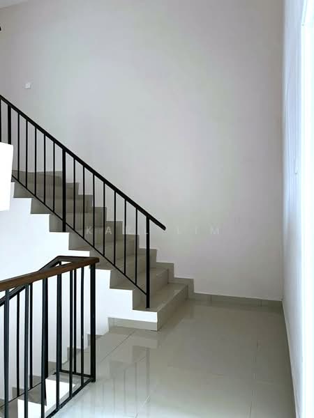 1.5-storey Terraced House for Sale in Taman Bukit Jaya (Ulu Tiram) - Karl Lim - Interior - PropertyGuru.com.my