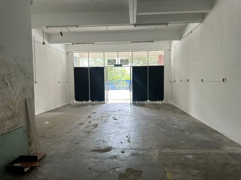 Shop for Rent in Kawasan Perniagaan Kiara (Semenyih) - Joyce Tiong - Interior - PropertyGuru.com.my
