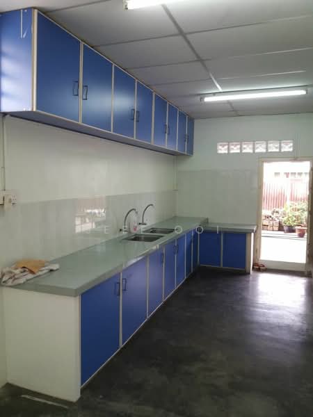 Semi-Detached House for Sale in Taman Jelutong (Jelutong) - Jeff Ooi - Kitchen - PropertyGuru.com.my