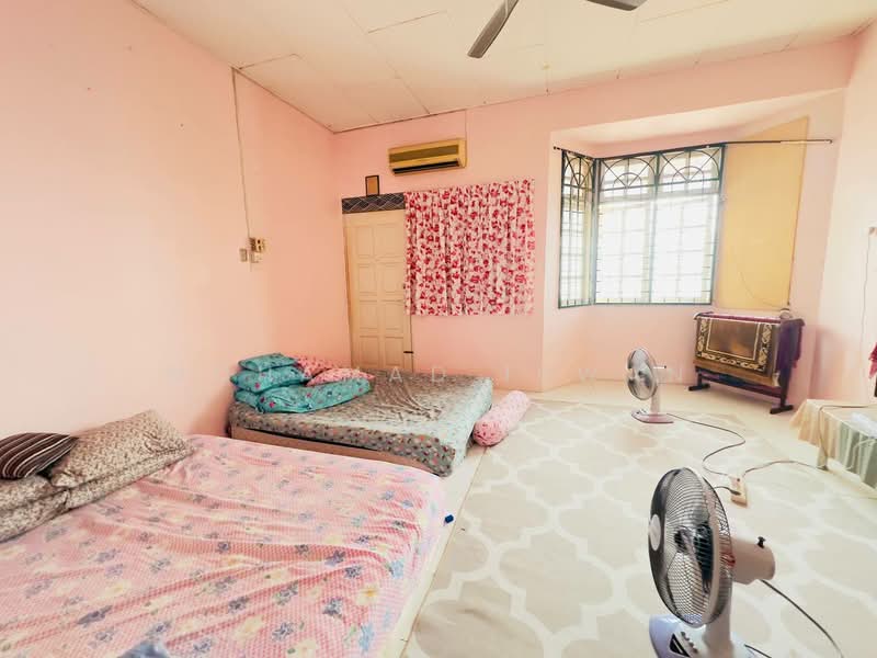 Medan Pengkalan Makmur untuk Untuk Dijual - RM 295,000, Apr 2026 - Bedroom - PropertyGuru.com.my