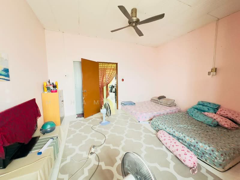 Medan Pengkalan Makmur untuk Untuk Dijual - RM 295,000, Apr 2026 - Bedroom - PropertyGuru.com.my