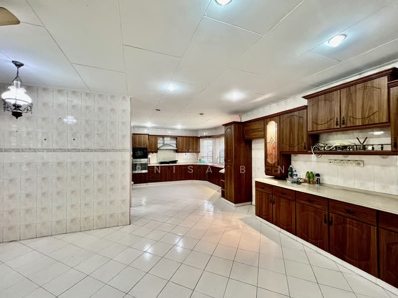 Bungalow for Sale in SS3 (Petaling Jaya) - Bernisa Bon - Kitchen - PropertyGuru.com.my