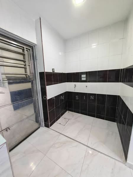 2-storey Terraced House for Sale in Taman Nusantara (Iskandar Puteri (Nusajaya)) - Joan Sin - Bathroom - PropertyGuru.com.my