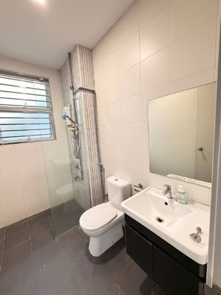 Taman Sri Pulai Perdana 2 untuk Untuk Dijual - RM 950,000, Apr 2026 - Bathroom - PropertyGuru.com.my