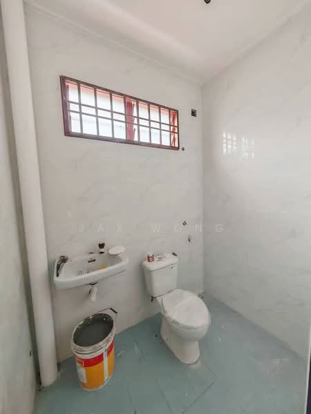 2-storey Terraced House for Sale in Kulai (Johor) - Jax Wong - Bathroom - PropertyGuru.com.my