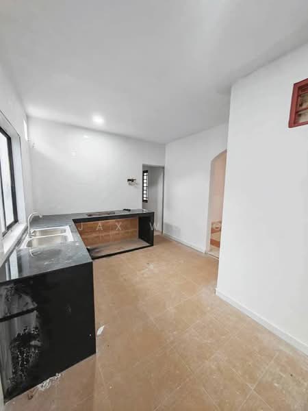 2-storey Terraced House for Sale in Kulai (Johor) - Jax Wong - Kitchen - PropertyGuru.com.my