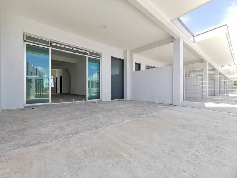 2-storey Terraced House for Sale in Bandar Dato Onn (Tebrau) - Shanice Tan - Exterior - PropertyGuru.com.my