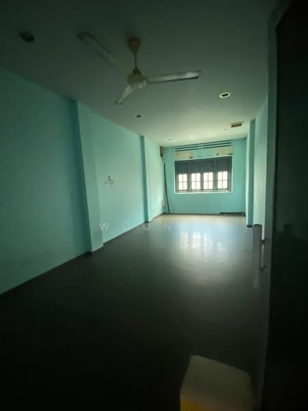 Shop for Rent in Melaka City (Melaka) - Woon . - PropertyGuru.com.my