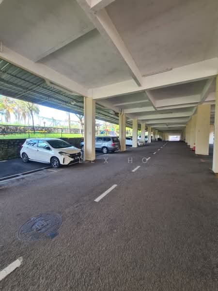 Pangsapuri Seri Pelangi untuk Untuk Dijual - RM 300,000, Apr 2026 - Car Park - PropertyGuru.com.my