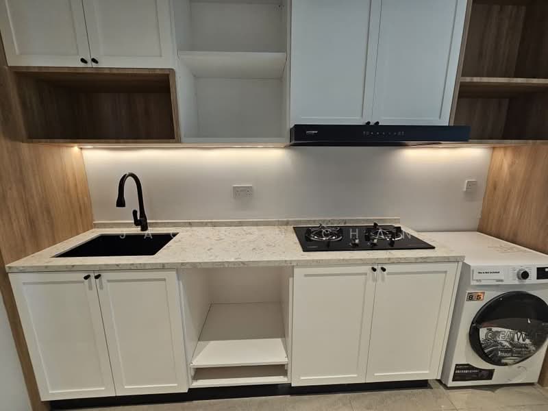 Condominium for Sale at Aria @ Banyan Valley - Jackson Chan - Kitchen - PropertyGuru.com.my