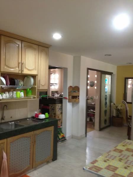 Semi-Detached House for Sale in Alam Damai (Cheras) - Eric Tham - Kitchen - PropertyGuru.com.my