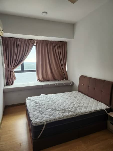 Condominium for Rent at Royal Strand @ Country Garden Danga Bay - Steward . - Bedroom - PropertyGuru.com.my