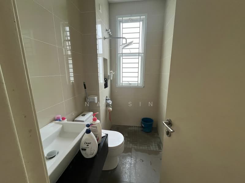 Semi-Detached House for Sale in Taman Nusa Idaman (Iskandar Puteri (Nusajaya)) - Nat Sin - Bathroom - PropertyGuru.com.my