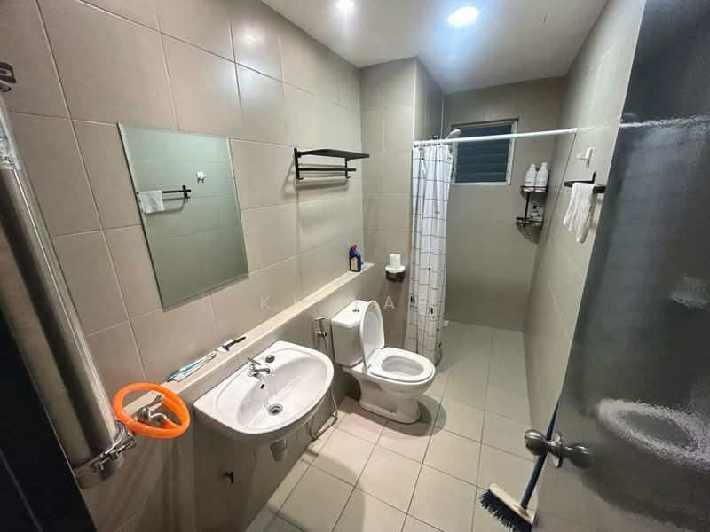 Apartment for Rent at Selangorku Pr1ma Lakefront Homes - KK Yap - Bathroom - PropertyGuru.com.my