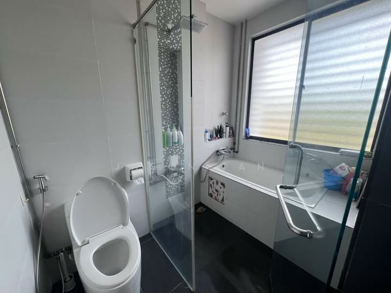 2-storey Terraced House for Rent in East Ledang (Iskandar Puteri (Nusajaya)) - Jason Tan - Bathroom - PropertyGuru.com.my