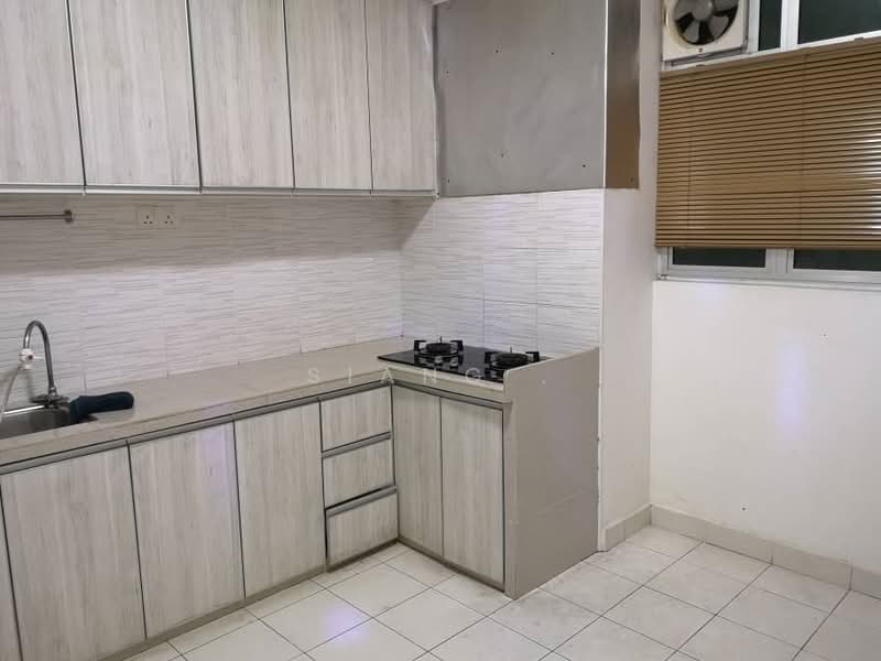 Elit Heights @ Bayan City untuk Untuk Dijual - RM 600,000, Apr 2026 - Kitchen - PropertyGuru.com.my