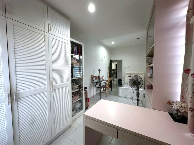 Taman Setia Indah untuk Untuk Dijual - RM 700,000, Apr 2026 - Bedroom - PropertyGuru.com.my