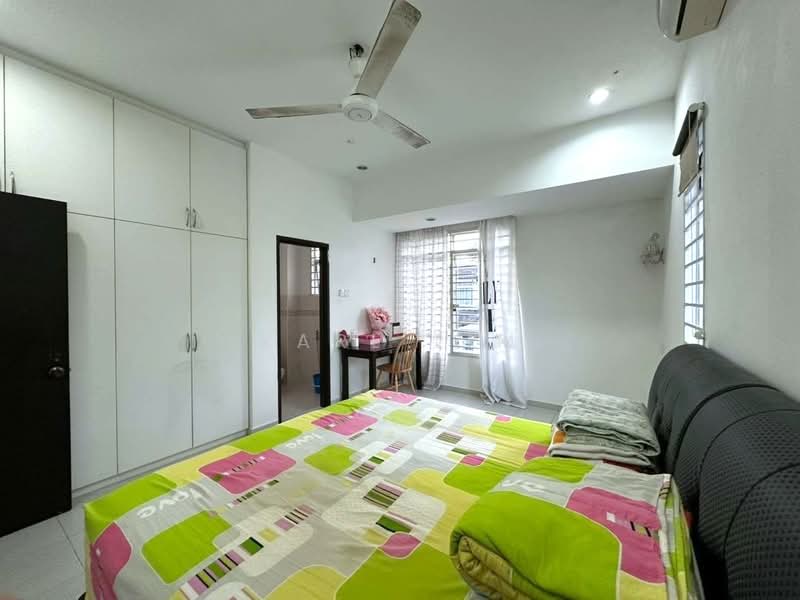 Taman Setia Indah untuk Untuk Dijual - RM 700,000, Apr 2026 - Bedroom - PropertyGuru.com.my