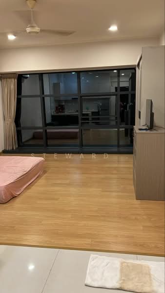 Amberside @ Country Garden Danga Bay untuk Untuk Disewa - RM 1,800 /bulan, Apr 2026 - Living Room - PropertyGuru.com.my