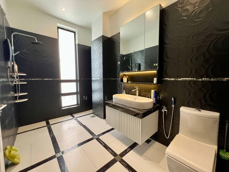 Panorama Lapangan Perdana/ Botani Ipoh untuk Untuk Dijual - RM 1,230,000, Apr 2026 - Bathroom - PropertyGuru.com.my