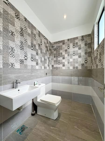 Panorama Lapangan Perdana/ Botani Ipoh untuk Untuk Dijual - RM 1,230,000, Apr 2026 - Bathroom - PropertyGuru.com.my