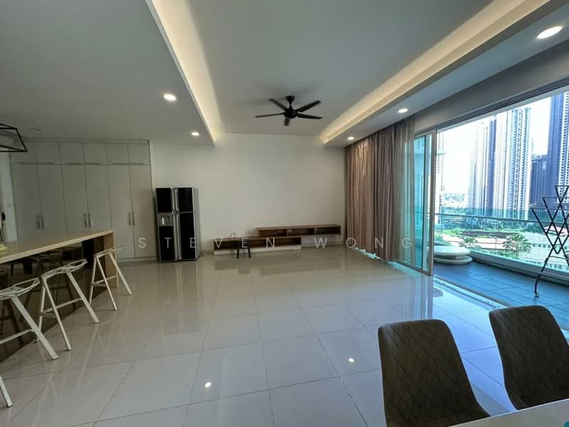 Kondominium untuk Dijual di The Park Residences 1 - Steven Wong - Living Room - PropertyGuru.com.my