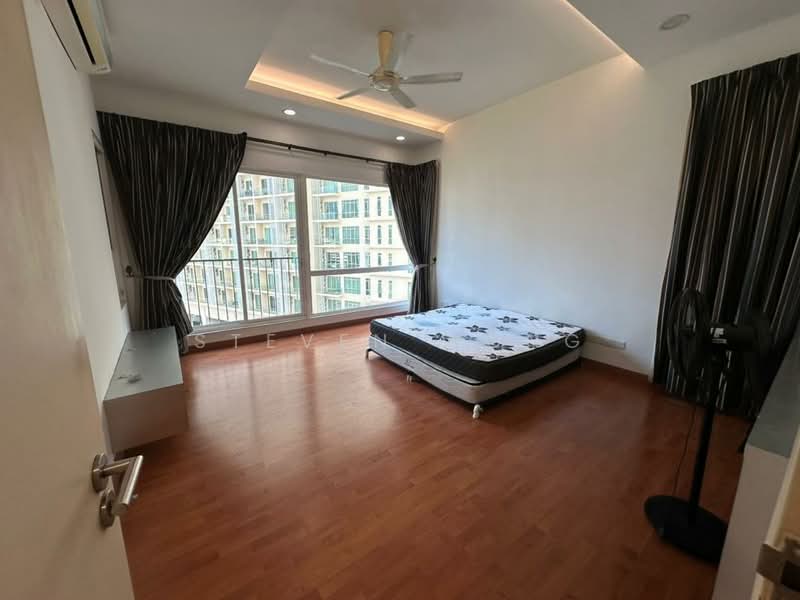 Kondominium untuk Dijual di The Park Residences 1 - Steven Wong - Bedroom - PropertyGuru.com.my