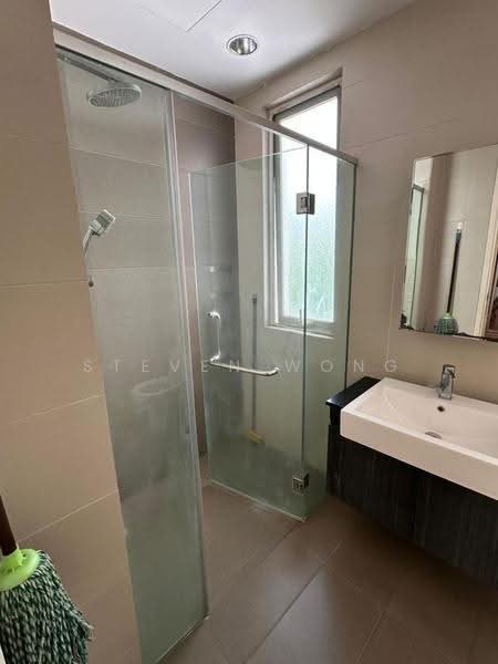 Kondominium untuk Dijual di The Park Residences 1 - Steven Wong - Bathroom - PropertyGuru.com.my