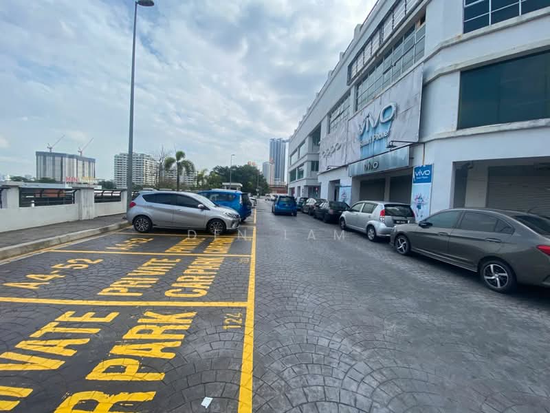 Shop / Office for Sale in Parklane OUG (Kuala Lumpur) - Den Lam - Exterior - PropertyGuru.com.my