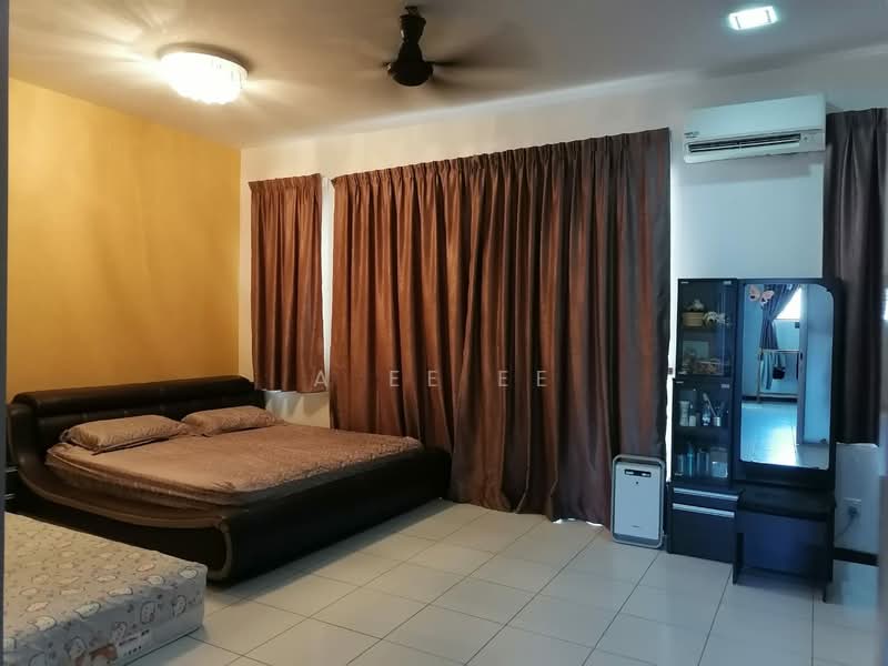 3-storey Terraced House for Sale in Bayan Lepas (Penang) - A Ee Ee - Bedroom - PropertyGuru.com.my