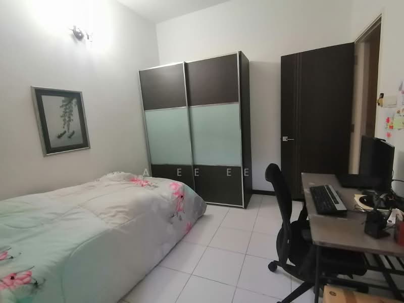 3-storey Terraced House for Sale in Bayan Lepas (Penang) - A Ee Ee - Bedroom - PropertyGuru.com.my
